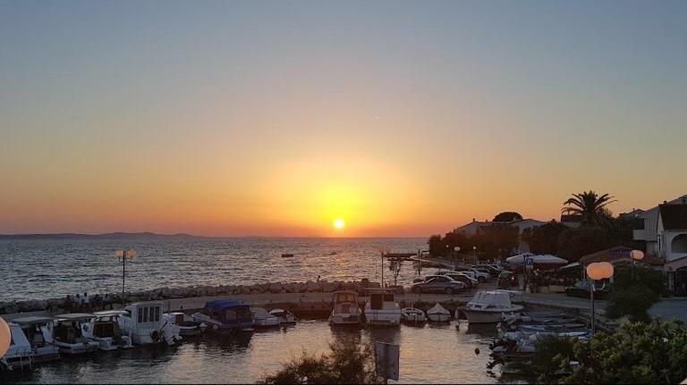 Apartman Lipotica Diklo Zadar Buitenkant foto
