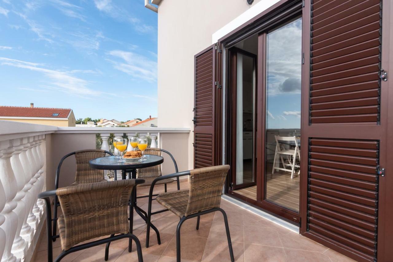 Apartman Lipotica Diklo Zadar Buitenkant foto