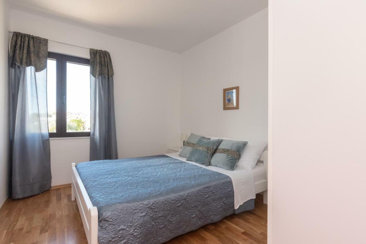 Apartman Lipotica Diklo Zadar Buitenkant foto