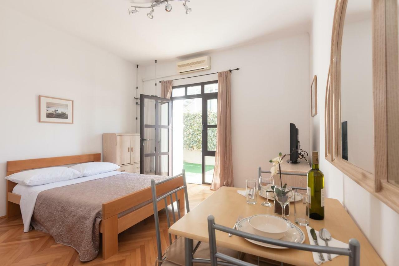 Apartman Lipotica Diklo Zadar Buitenkant foto
