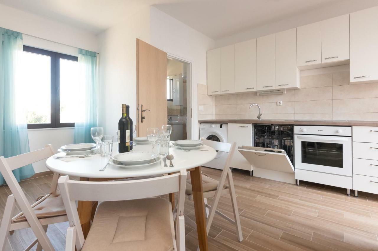 Apartman Lipotica Diklo Zadar Buitenkant foto