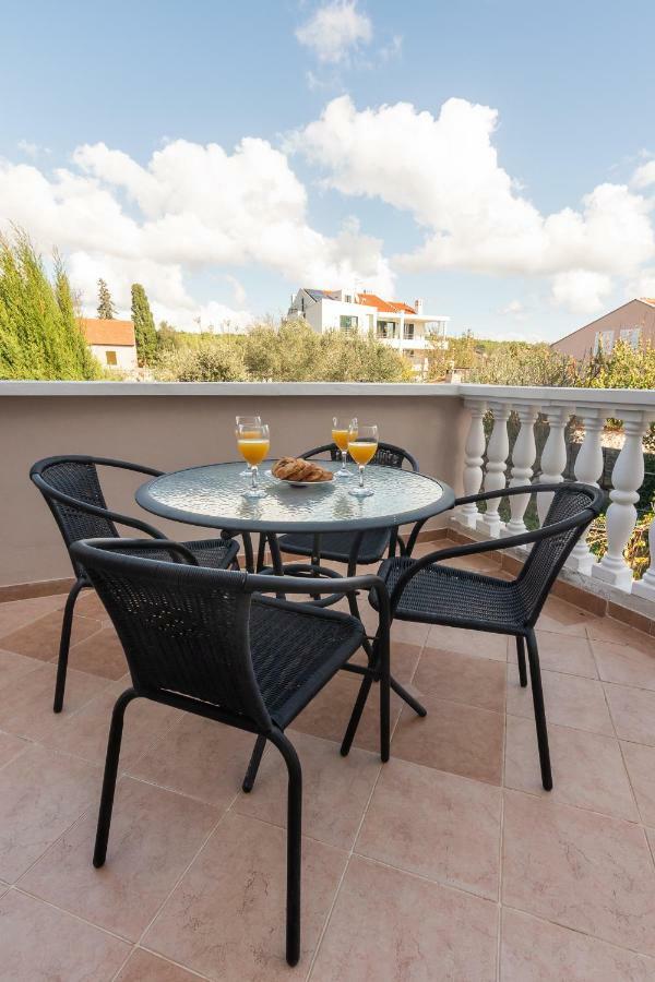 Apartman Lipotica Diklo Zadar Buitenkant foto